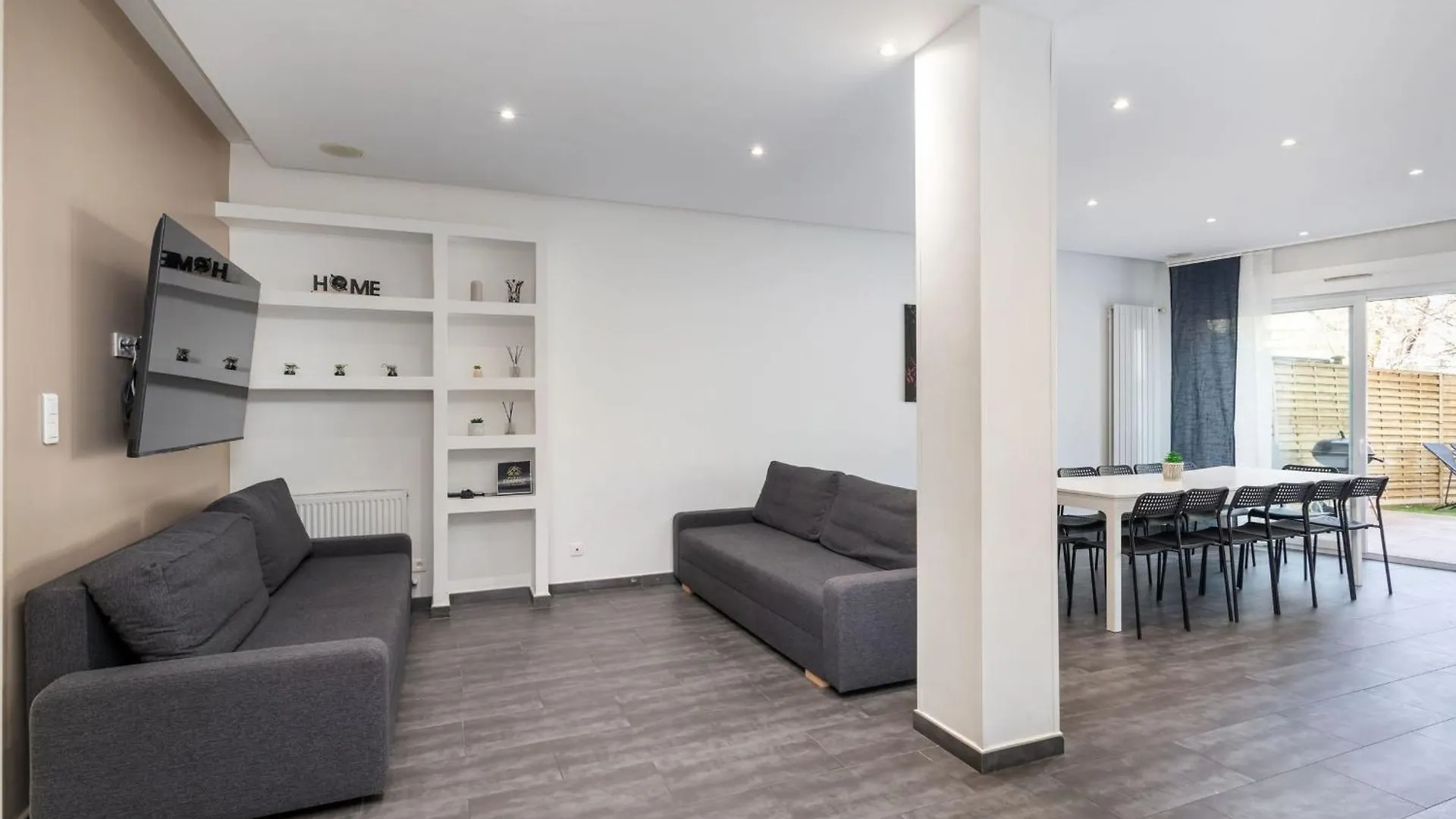 Vakantiehuis Maison Frappaz - 4 Bedrooms With Garden Villeurbanne