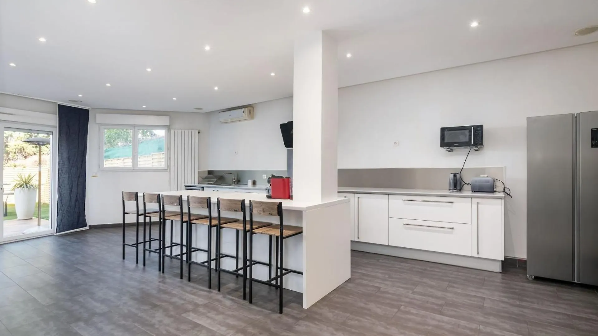 Hébergement de vacances Maison Frappaz - 4 Bedrooms With Garden Villeurbanne